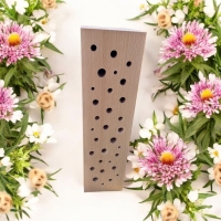 Nistholz für Wildbienen